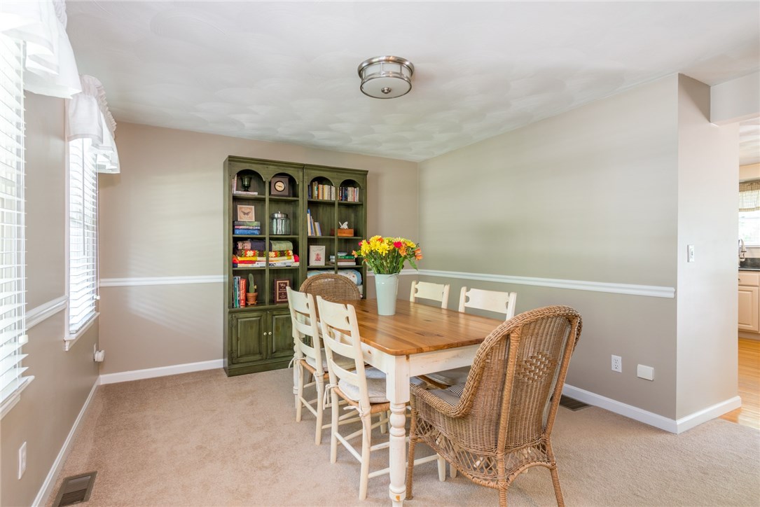 19 Doire Road Cumberland, RI 02864 - Photo 12 of 34