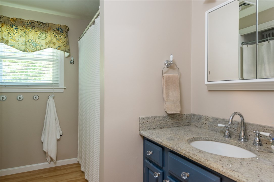 19 Doire Road Cumberland, RI 02864 - Photo 25 of 34