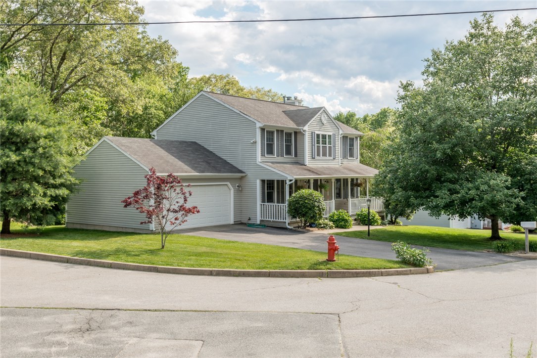 19 Doire Road Cumberland, RI 02864 - Photo 3 of 34