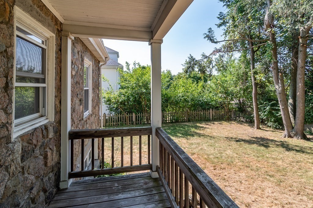 12 Pine Tree Road Wellesley, MA 02482 - Photo 18 of 19 Gallery Image 18