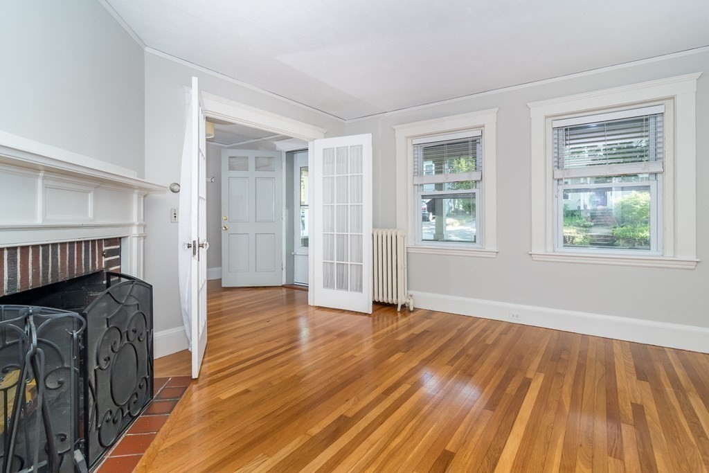 12 Pine Tree Road Wellesley, MA 02482 - Photo 6 of 19 Gallery Image 6