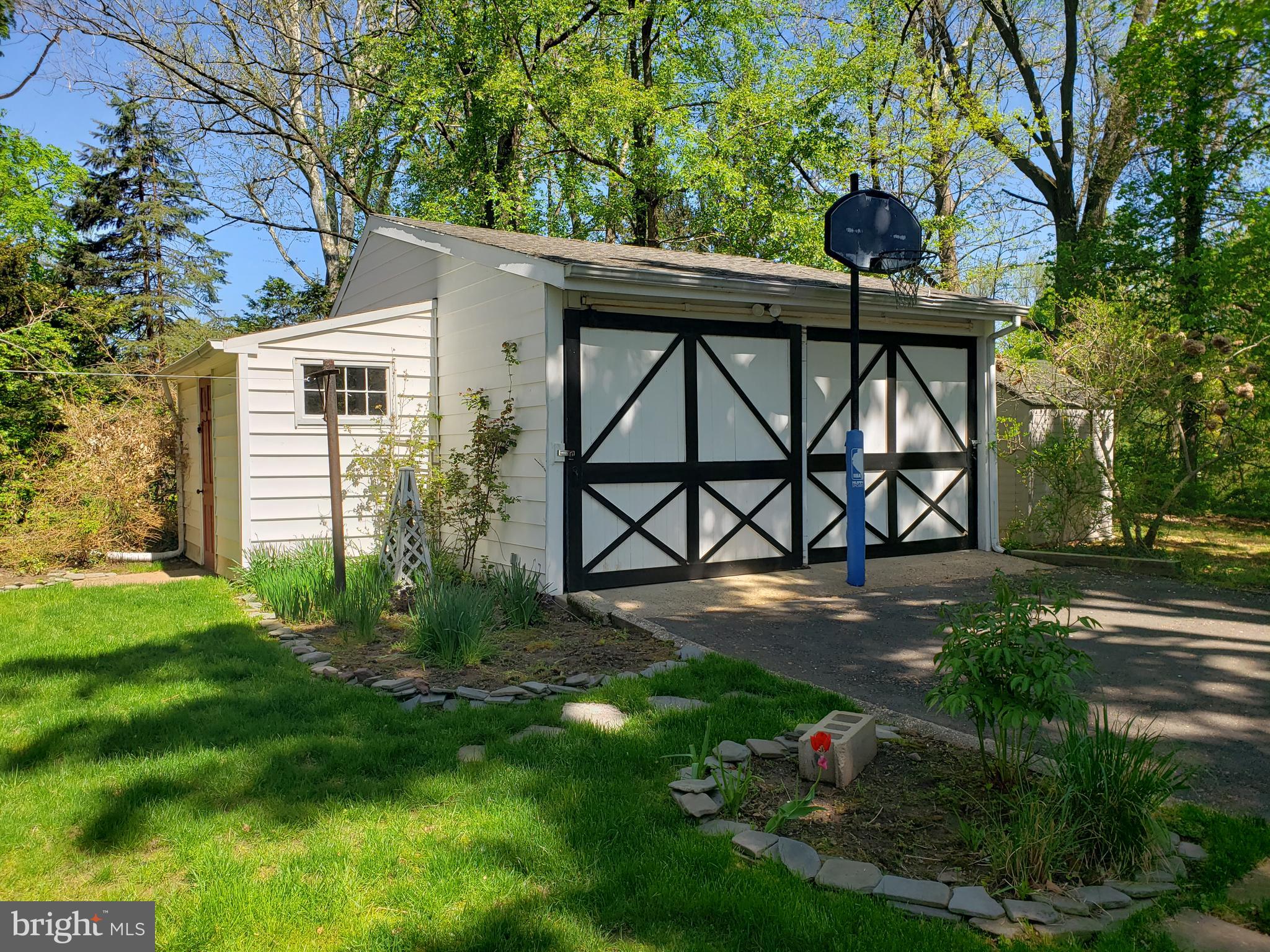 12 Wilburtha Road Ewing, NJ 08628 - Photo 42 of 42 2 car Detached Garage