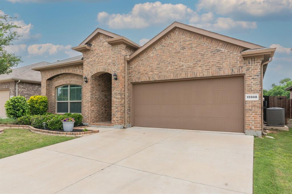 15908 Back Nine Road Fort Worth, TX 76177 - Photo 5 of 40
