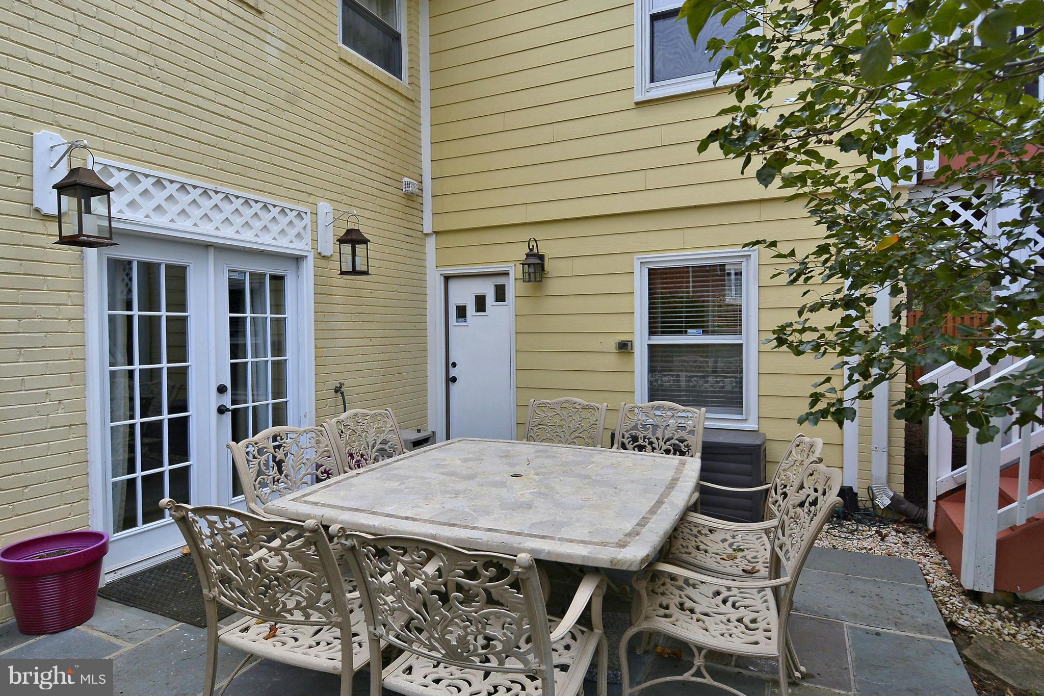 4710 Edgefield Road Bethesda, MD 20814 - Photo 26 of 28 Patio