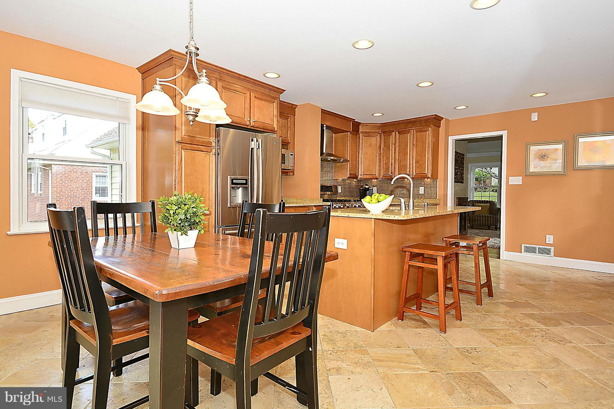 4710 Edgefield Road Bethesda, MD 20814 - Photo 5 of 28 Dining Room
