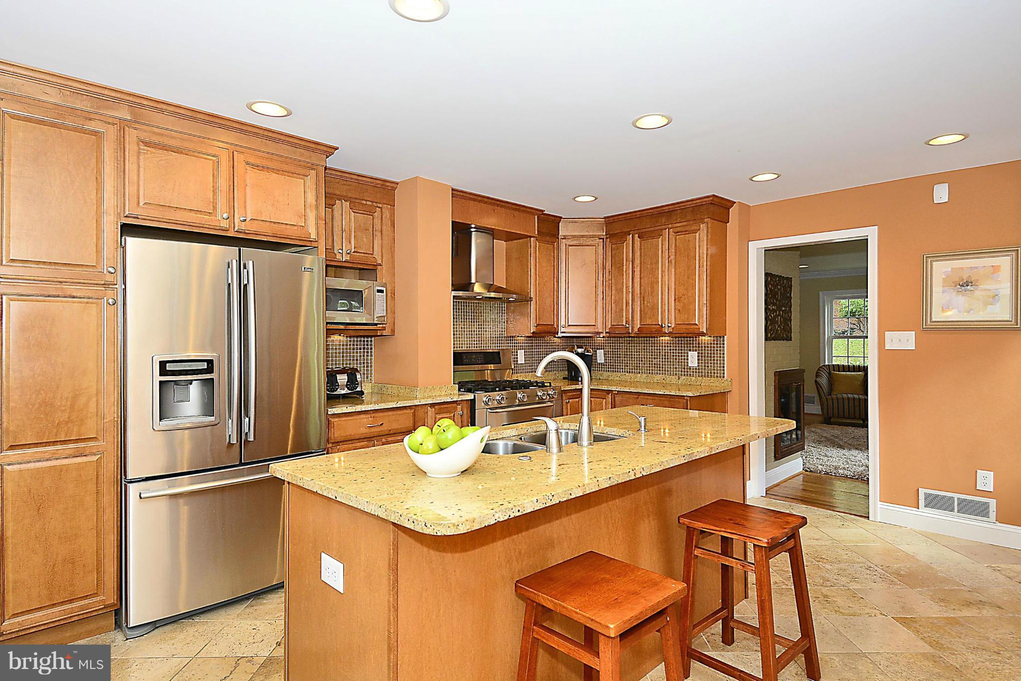 4710 Edgefield Road Bethesda, MD 20814 - Photo 7 of 28 Kitchen
