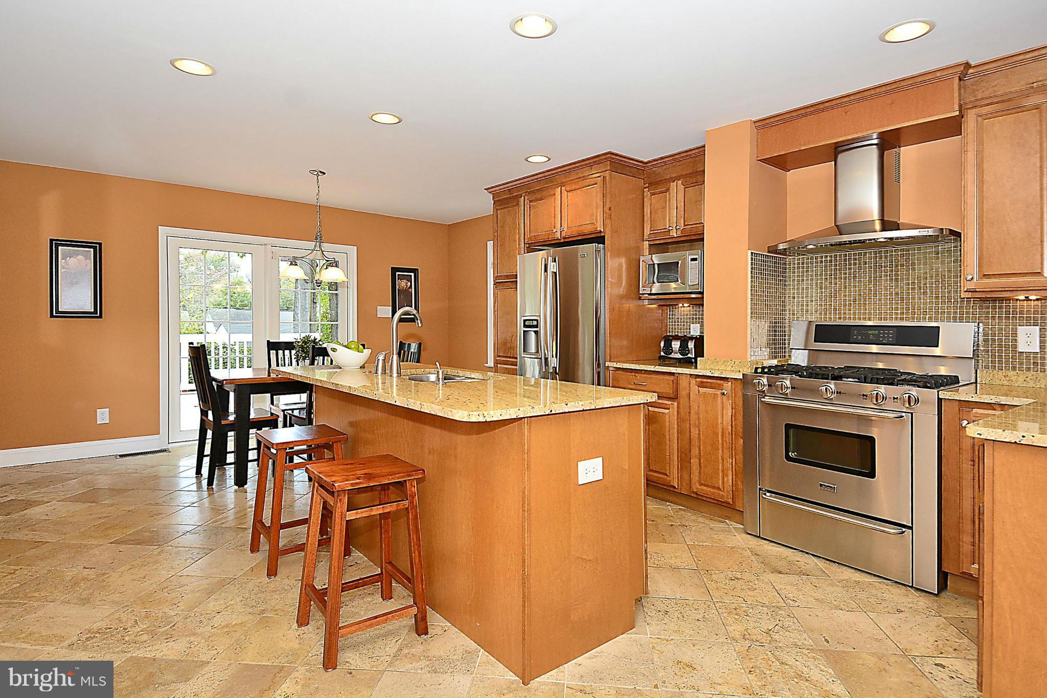 4710 Edgefield Road Bethesda, MD 20814 - Photo 8 of 28 Kitchen