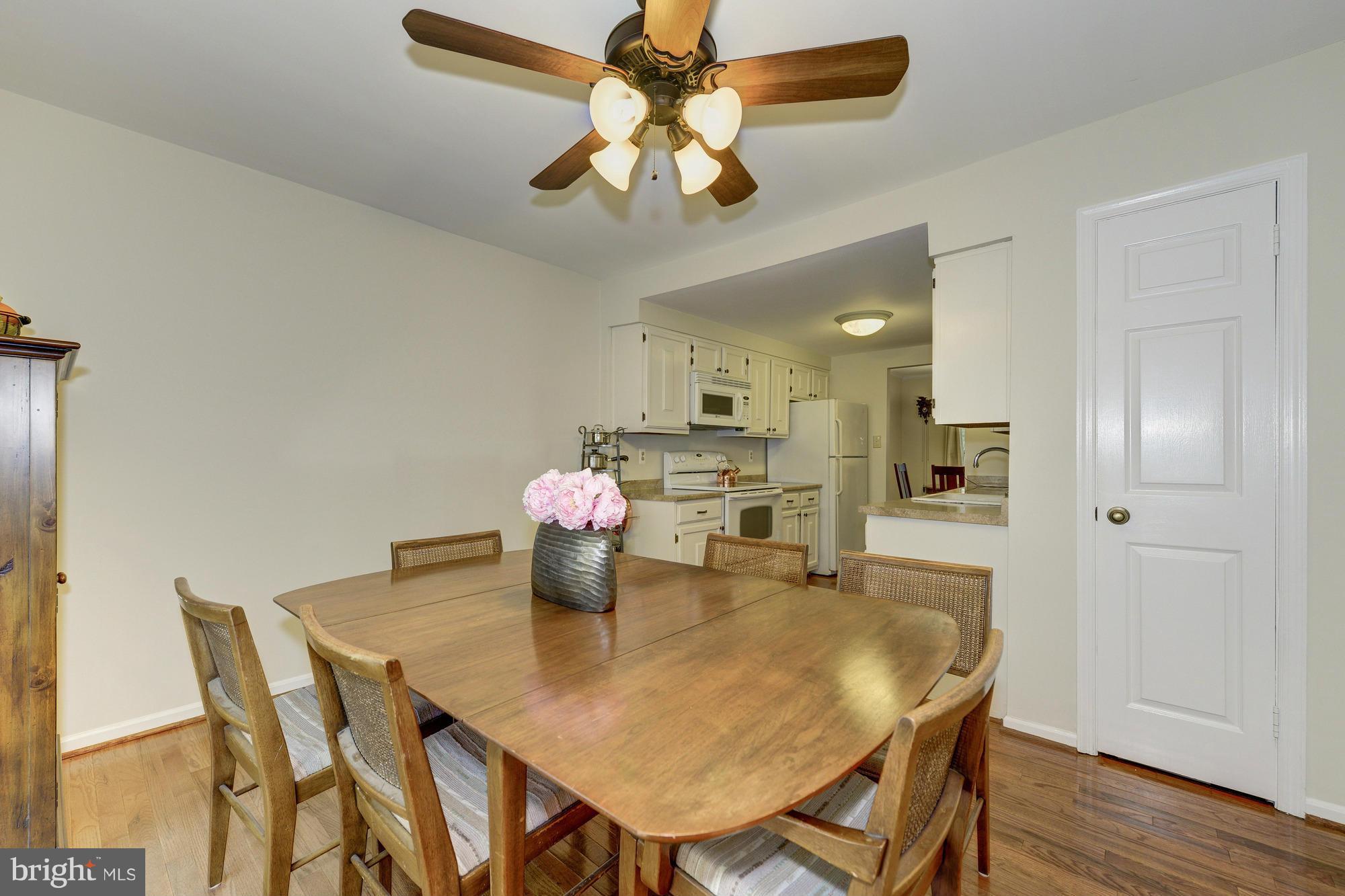 7918 Treeside Court Springfield, VA 22152 - Photo 9 of 30 Kitchen