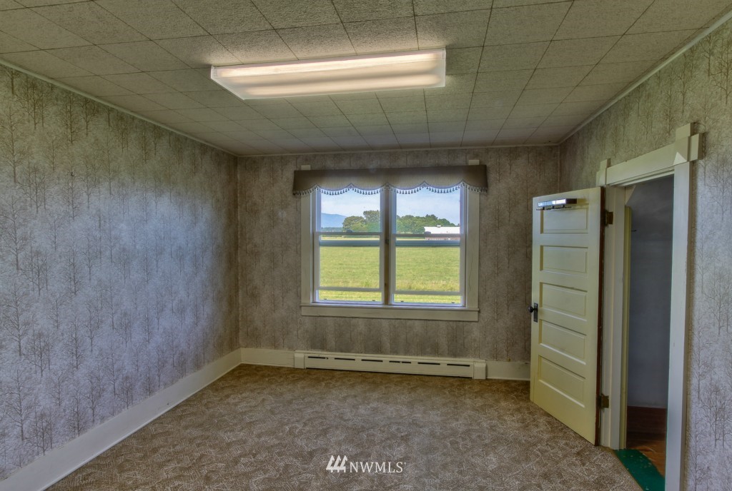 15057 Field Road Bow, WA 98232 - Photo 9 of 15 Gallery Image 9