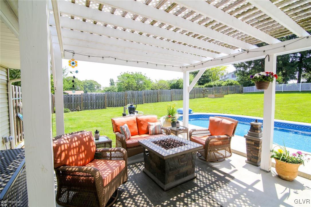 2594 Old Post Road Coplay, PA 18037 - Photo 9 of 12 Gallery Image 9