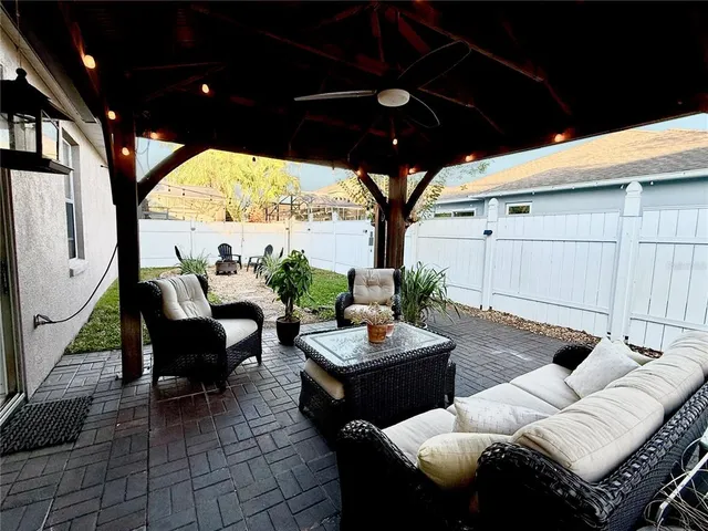 $465,000 | 14138 Castle Rock Drive, Orlando, FL 32828