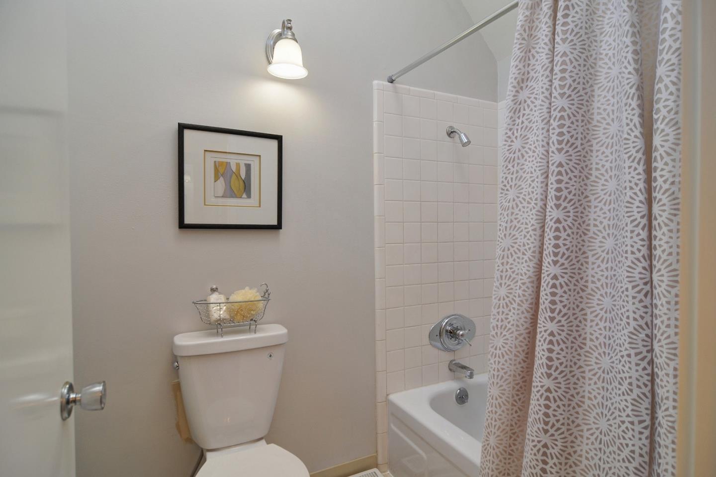 32 Farm Road Los Altos, CA 94024 - Photo 13 of 22