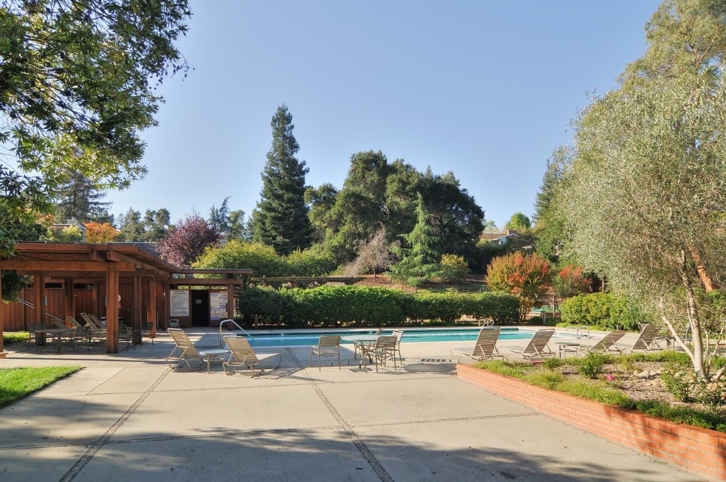 32 Farm Road Los Altos, CA 94024 - Photo 18 of 22