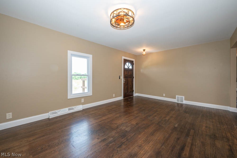 2921 West Western Reserve Road Canfield, OH 44406 - Photo 5 of 45