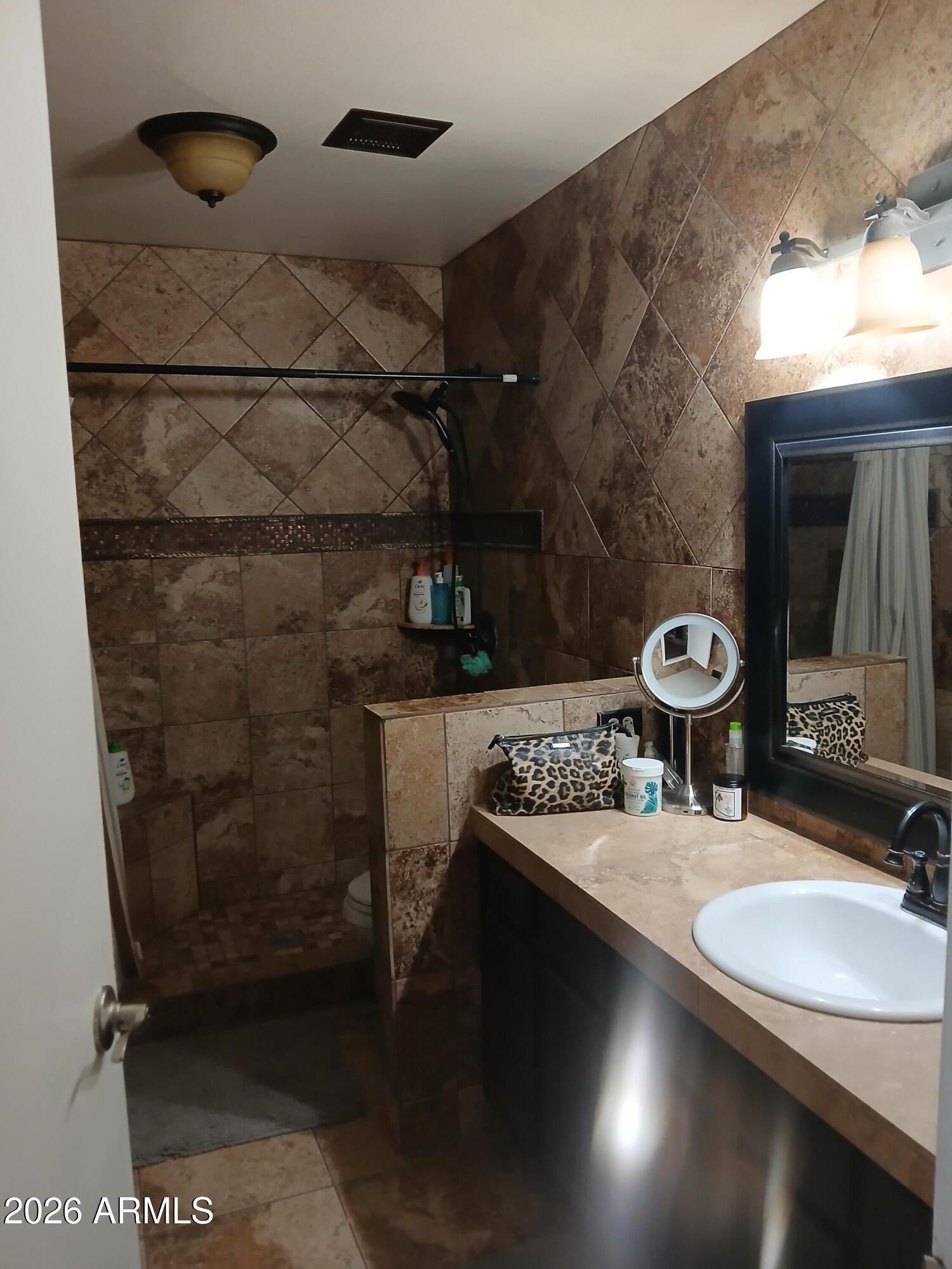 3134 East McKellips Road, Unit 46 Mesa, AZ 85213 - Photo 22 of 35 MASTER BATHROOM