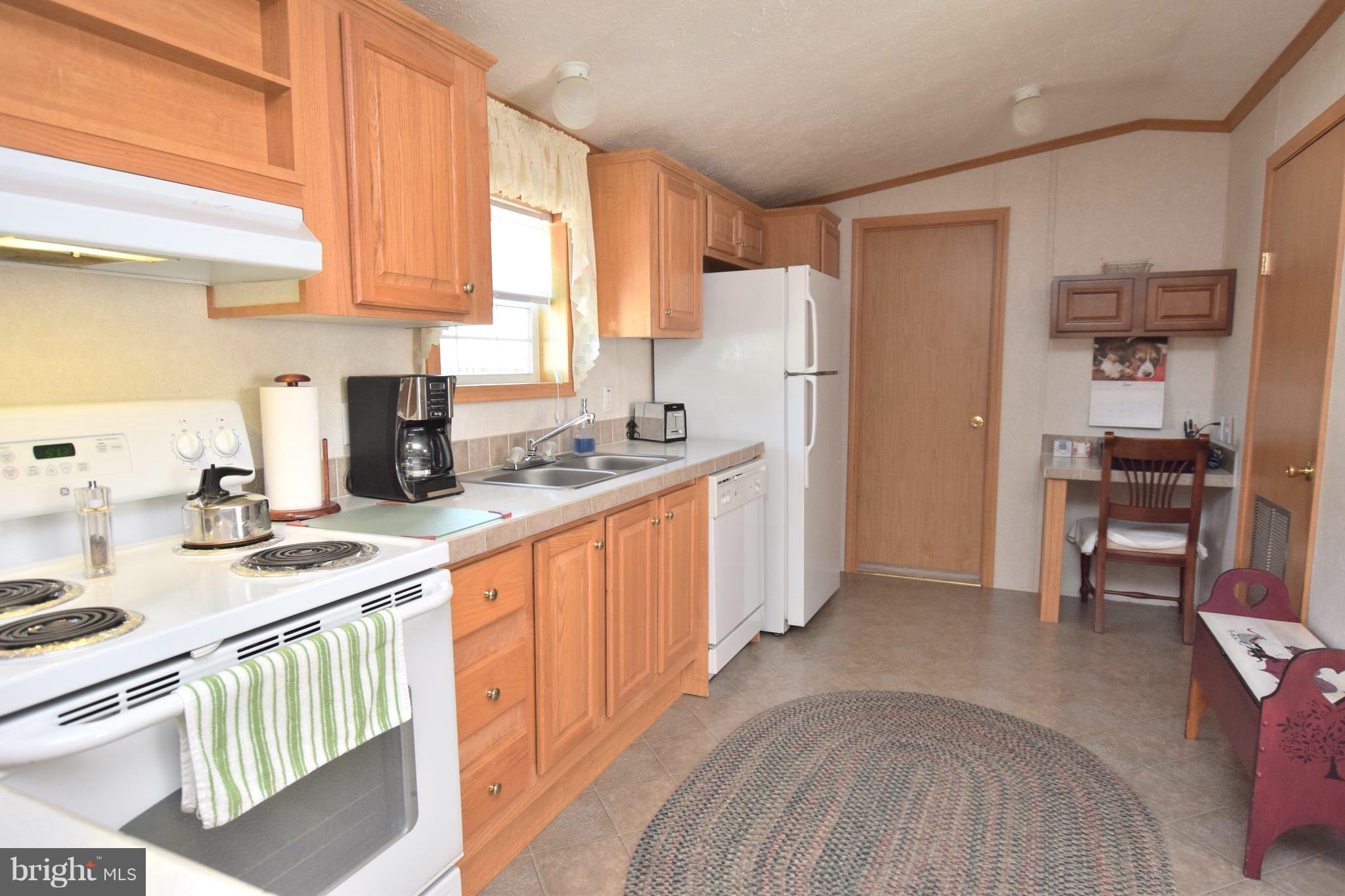 7410 Perrish Lane Manassas, VA 20111 - Photo 7 of 15 Kitchen