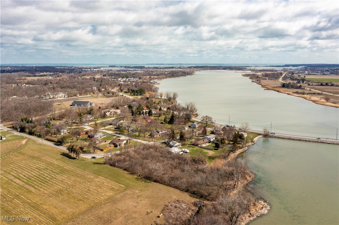 113 West Catawba Road Port Clinton, OH 43452 - Photo 8 of 20 Aerial view featuring a water view