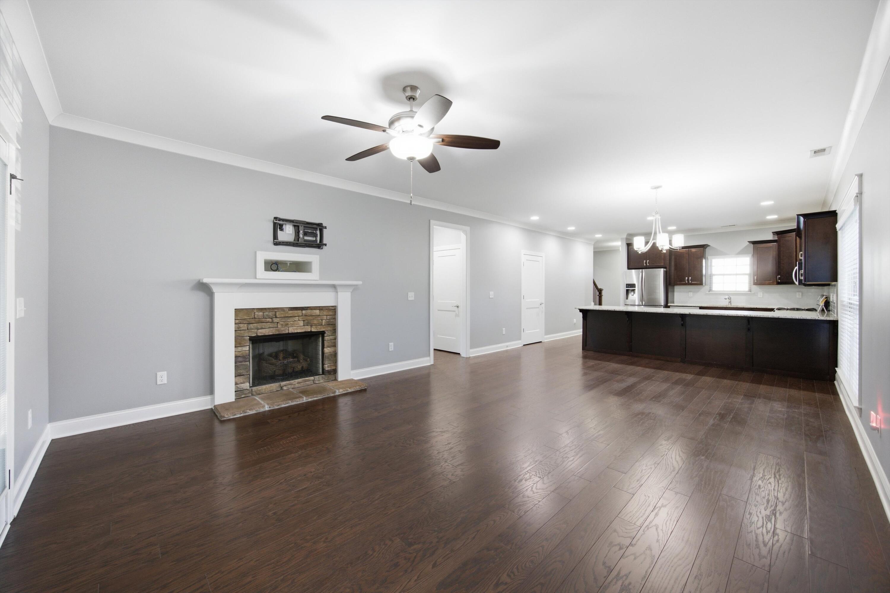08-2346 Rivendell Ln-08