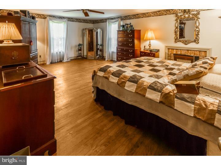 525 Bartram Road Moorestown, NJ 08057 - Photo 11 of 25