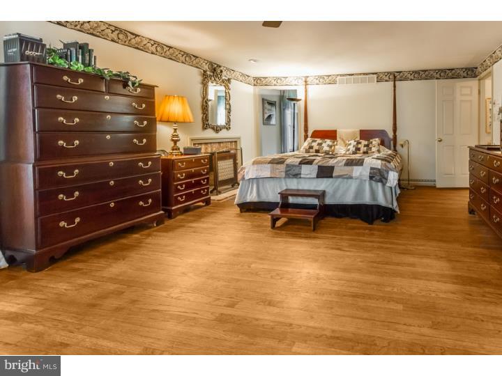 525 Bartram Road Moorestown, NJ 08057 - Photo 12 of 25