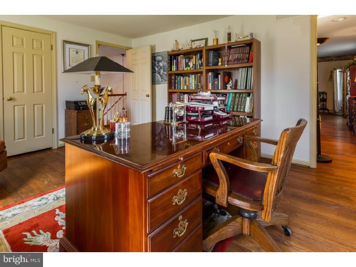 525 Bartram Road Moorestown, NJ 08057 - Photo 13 of 25