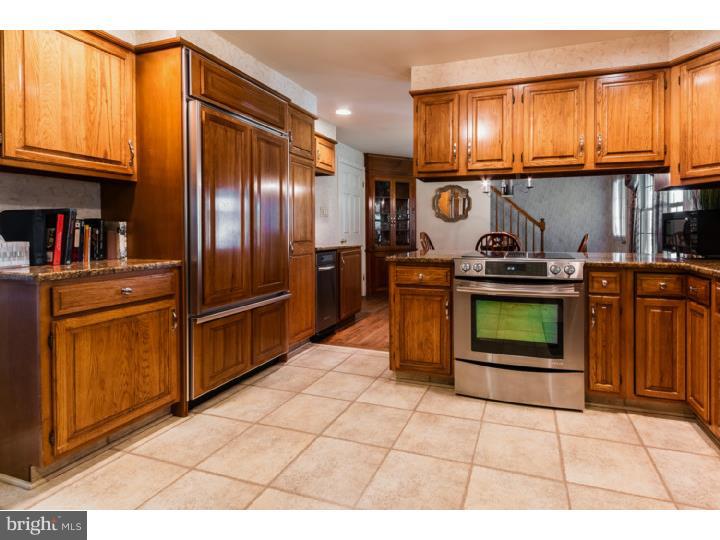 525 Bartram Road Moorestown, NJ 08057 - Photo 7 of 25