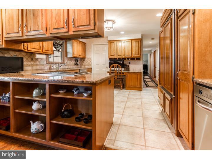 525 Bartram Road Moorestown, NJ 08057 - Photo 9 of 25