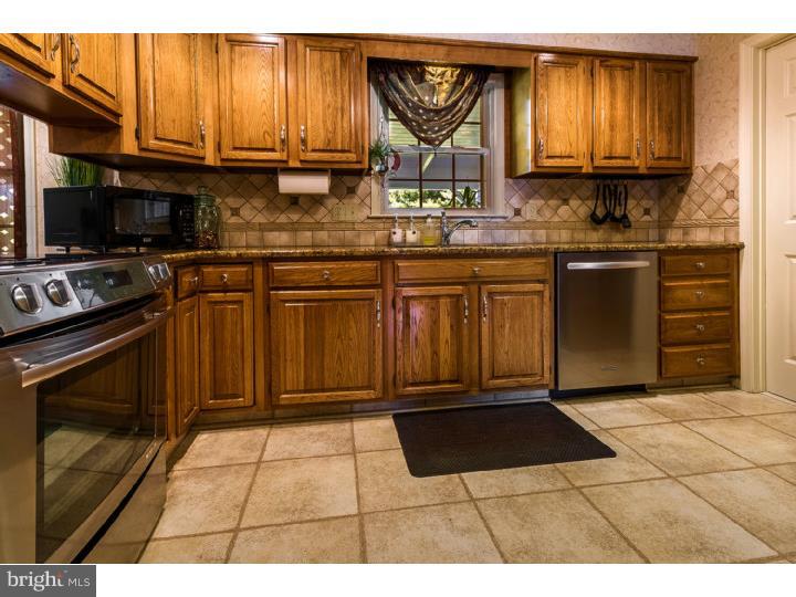 525 Bartram Road Moorestown, NJ 08057 - Photo 10 of 25