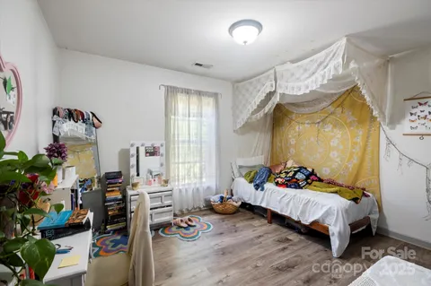 $772,500 | 70 Mitchell View Drive, Mars Hill, NC 28754