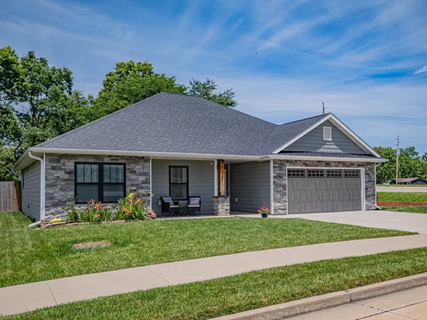 $299,900 | 1501 Ellis Place, Moberly, MO 65270