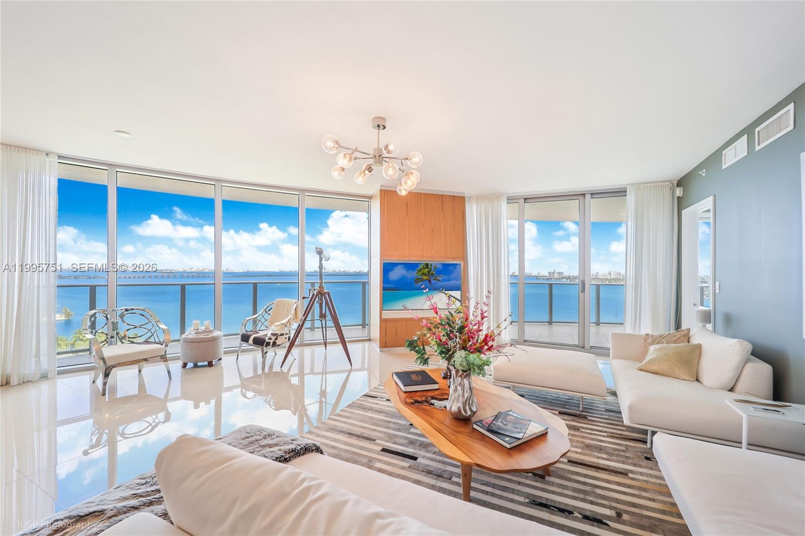 Edgewater Miami, FL 33132 - Photo 2 of 18