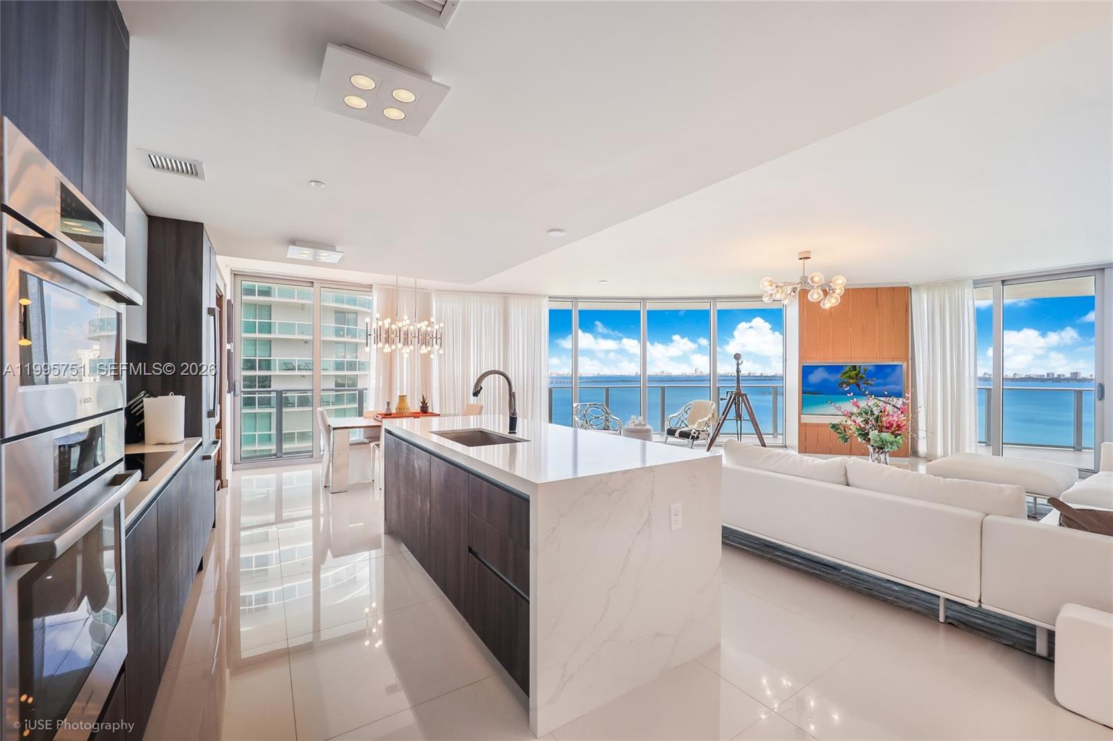 Edgewater Miami, FL 33132 - Photo 3 of 18