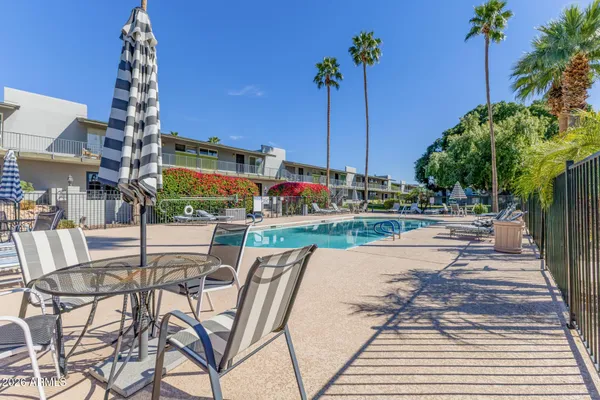 $1,400 | 7141 North 16th Street, Unit 234, Phoenix, AZ 85020