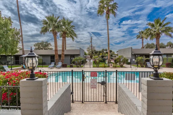$1,500 | 7141 North 16th Street, Unit 234, Phoenix, AZ 85020