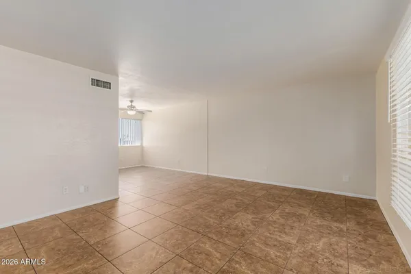 $1,400 | 7141 North 16th Street, Unit 234, Phoenix, AZ 85020