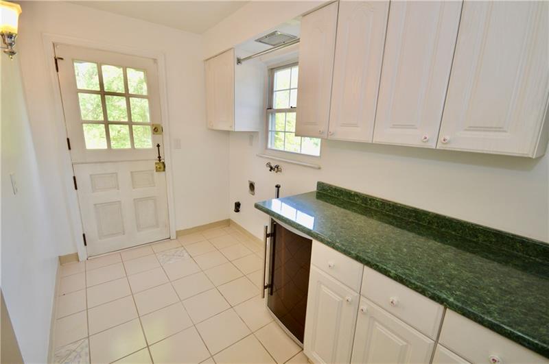 3576 Ridgewood Drive Pittsburgh, PA 15235 - Photo 8 of 25 PANTRY / LAUNDRY ROOM OFF OF KITCHEN HAS COOL DUTCH DOOR!