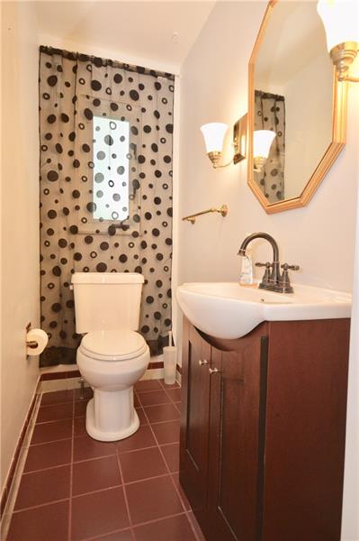 3576 Ridgewood Drive Pittsburgh, PA 15235 - Photo 10 of 25 1ST FLOOR HALF BATH