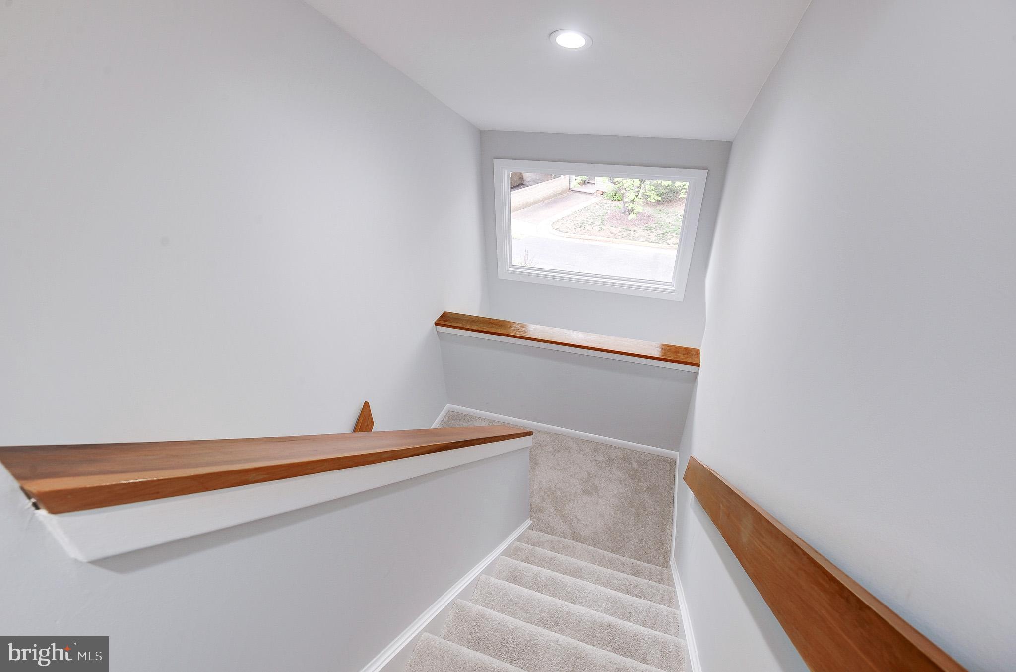 1944 Lakeport Way Reston, VA 20191 - Photo 23 of 51