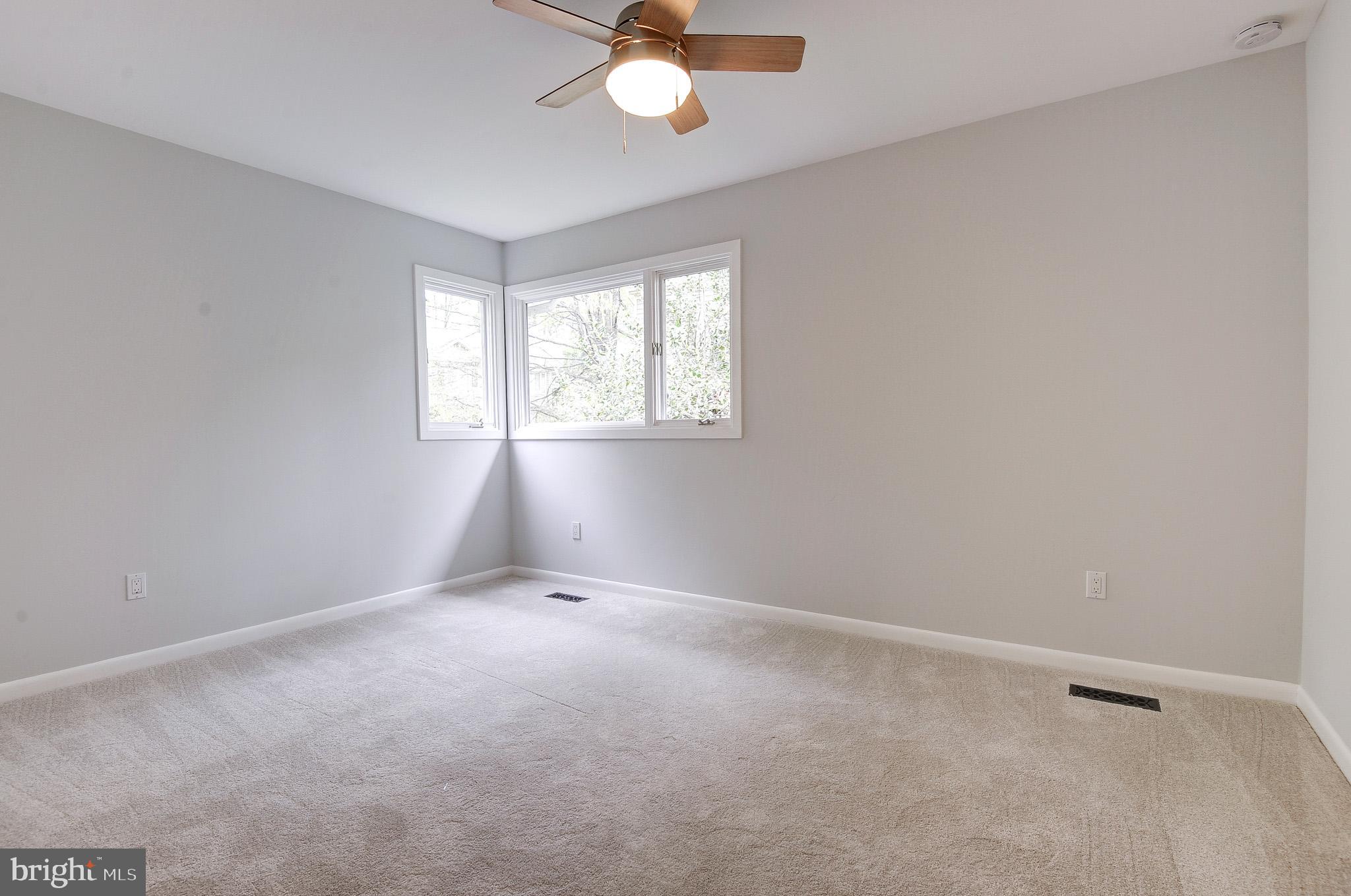 1944 Lakeport Way Reston, VA 20191 - Photo 30 of 51