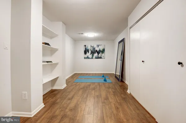 $895,000 | 1944 Lakeport Way, Reston, VA 20191