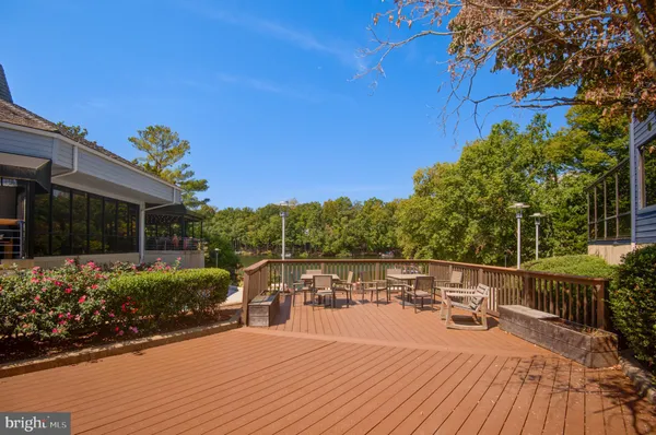 $895,000 | 1944 Lakeport Way, Reston, VA 20191