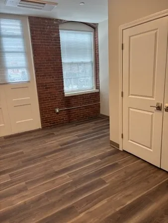 $1,900 | 87 North Water Street, Unit 104, New Bedford, MA 02740