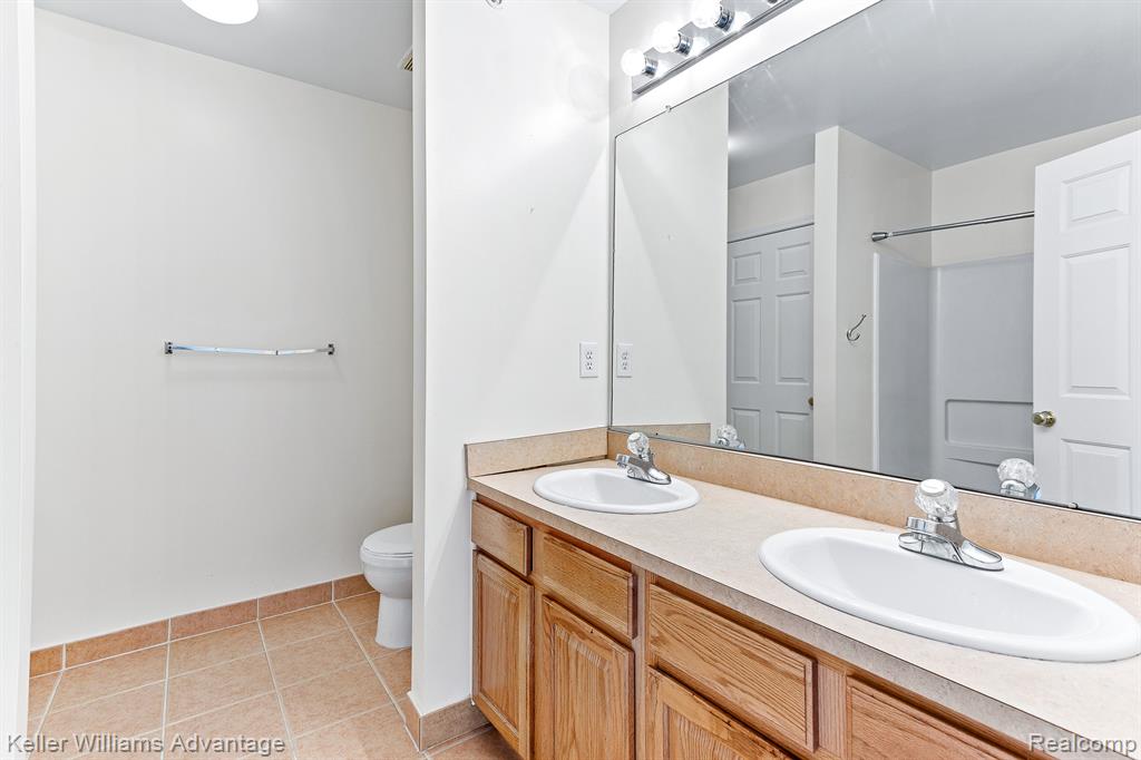 527 Cherry Orchard Road Canton, MI 48188 - Photo 22 of 29