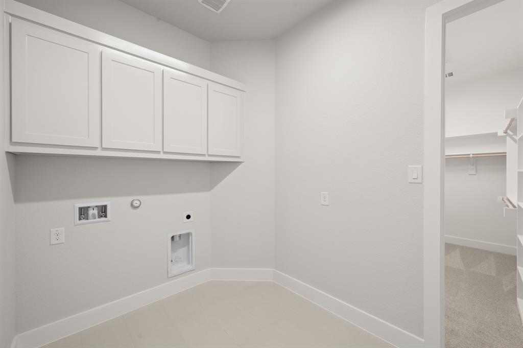 131 Adilynn Trail Venus, TX 76084 - Photo 31 of 40 20_131 Adilynn- Utility-1