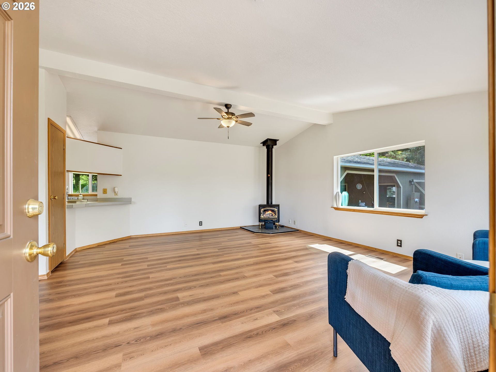 90465 Peter Johnson Road Astoria, OR 97103 - Photo 7 of 48