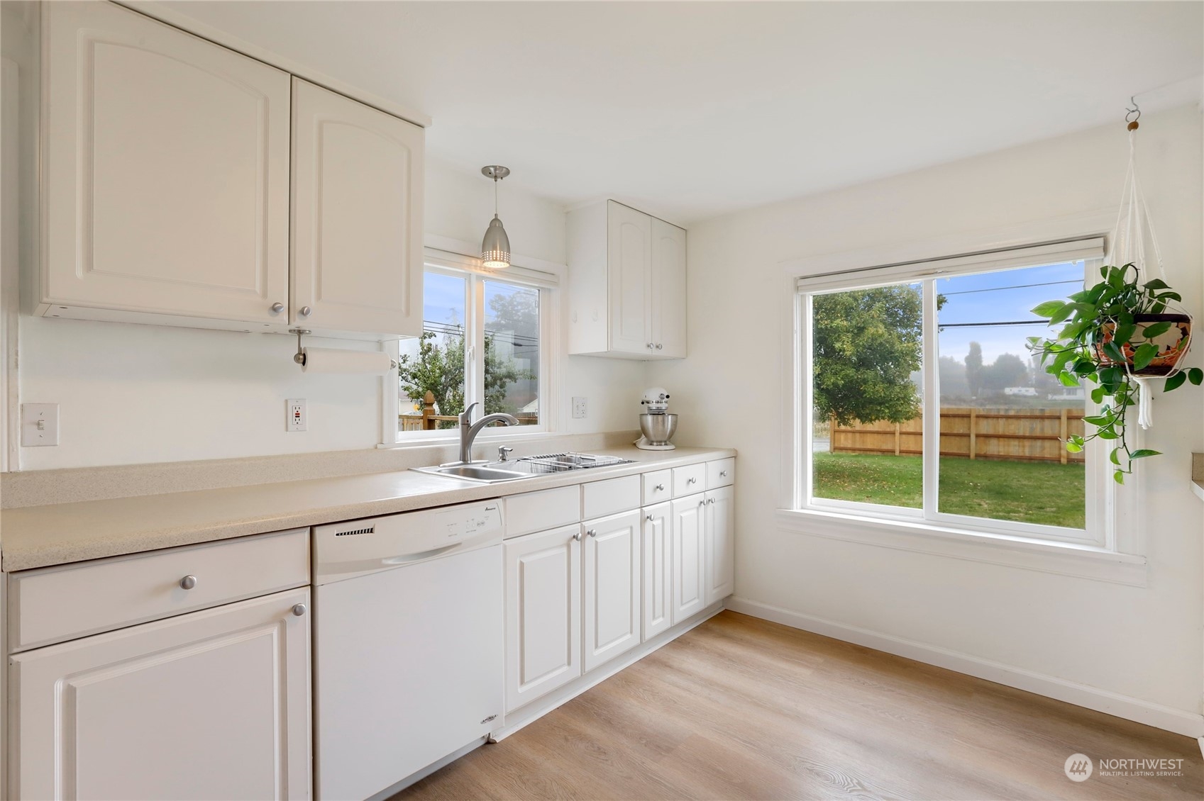 2285 Zylstra Road Oak Harbor, WA 98277 - Photo 8 of 40 Gallery Image 8
