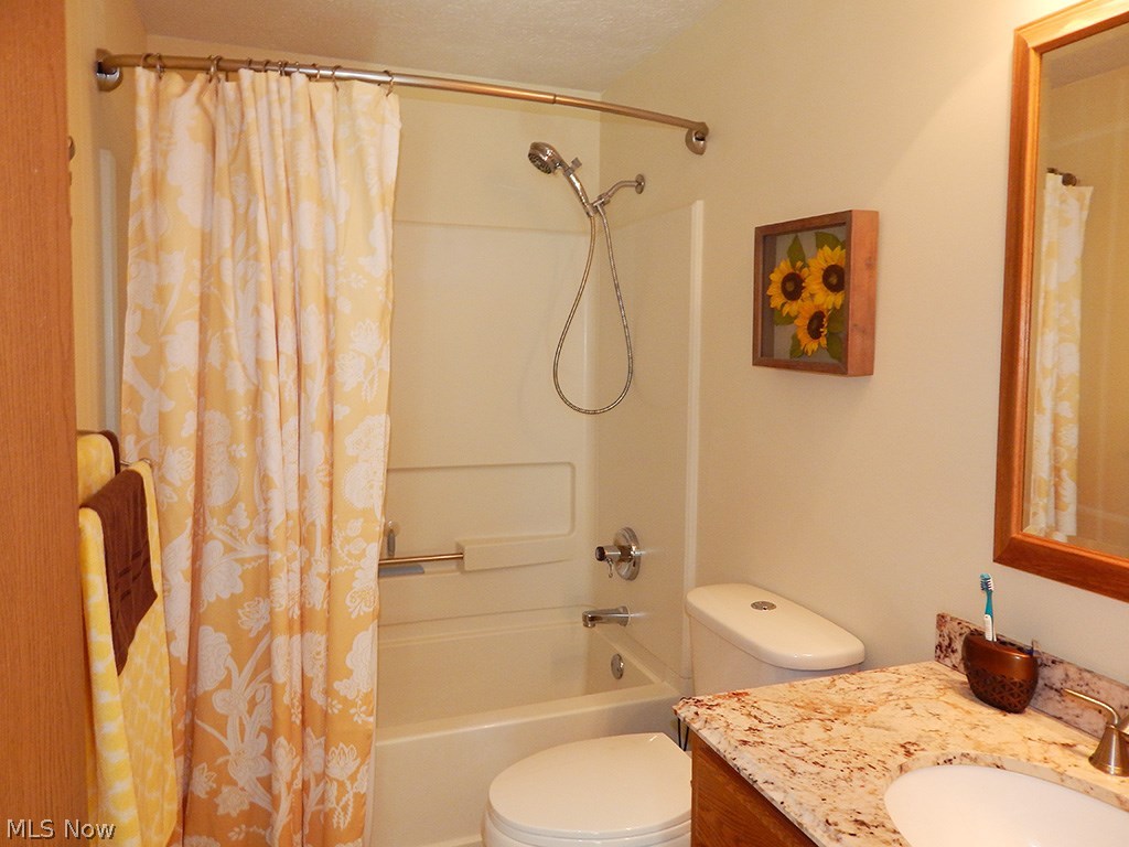 2740 Remsen Road Medina, OH 44256 - Photo 14 of 18 Gallery Image 14