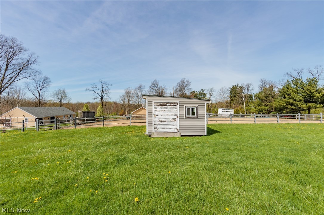 4510 Nettleton Road Medina, OH 44256 - Photo 25 of 27 The property has just over 1 acre of land