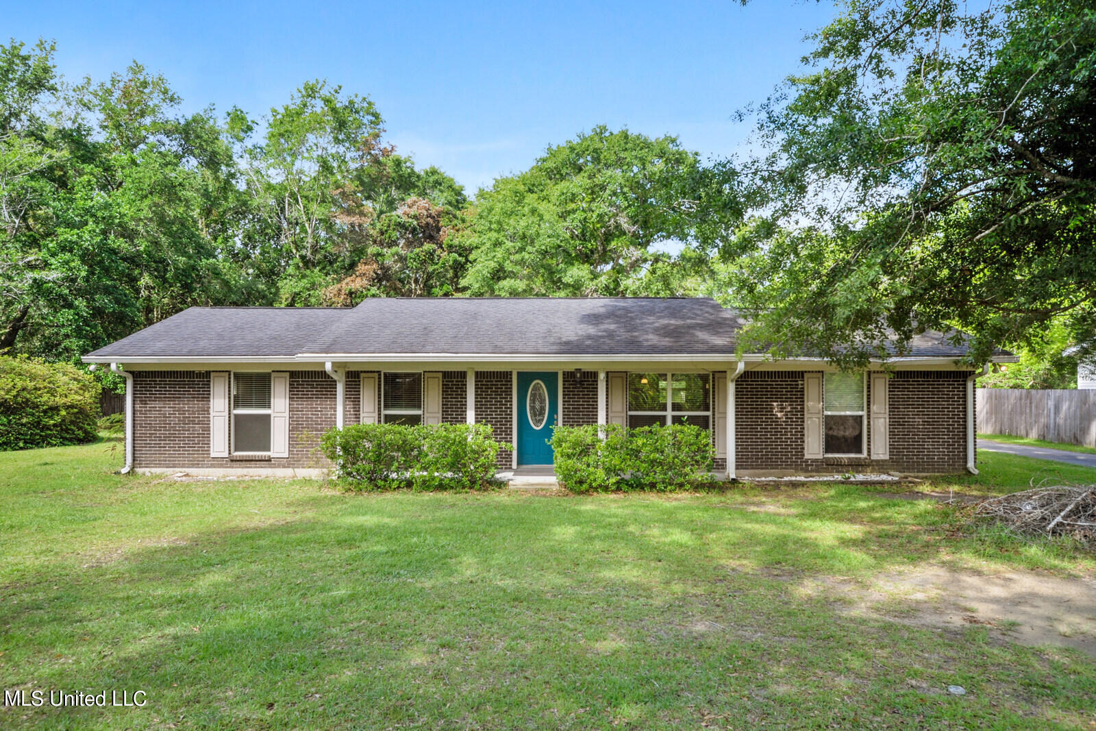 11155 County Farm Road Gulfport, MS 39503 - Photo 1 of 20 002_1600x1067_mls