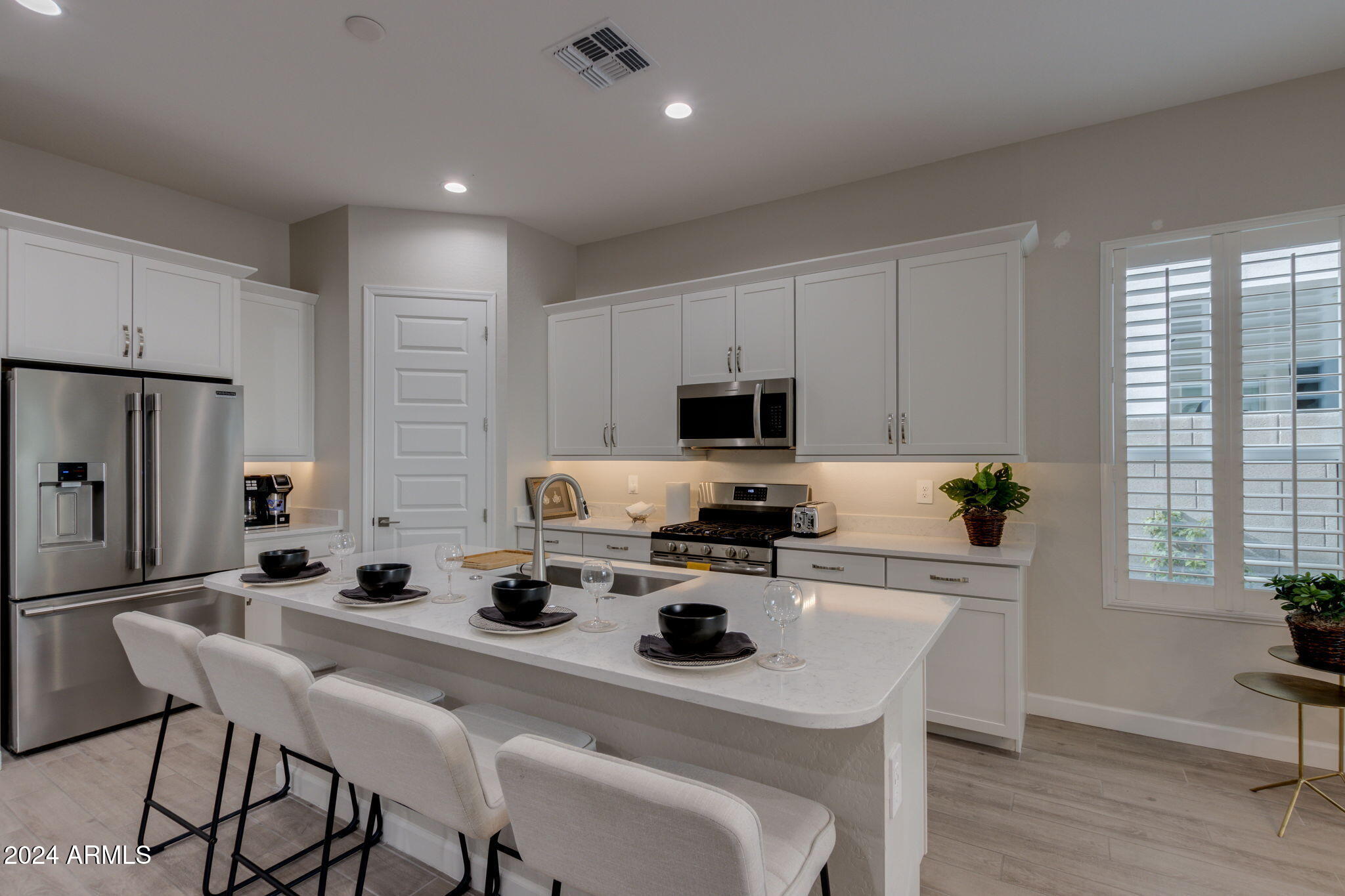 10476 West Harmony Lane Peoria, AZ 85382 - Photo 22 of 41 22-web-or-mls-10476 w harmony ln -22